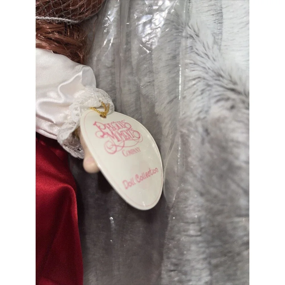 Precious Moments QVC Exclusive Christmas Holly Doll with Stocking 1999 with Tag